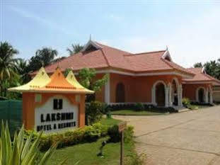 Lakshmi Hotel And Resorts Kumarakom Esterno foto
